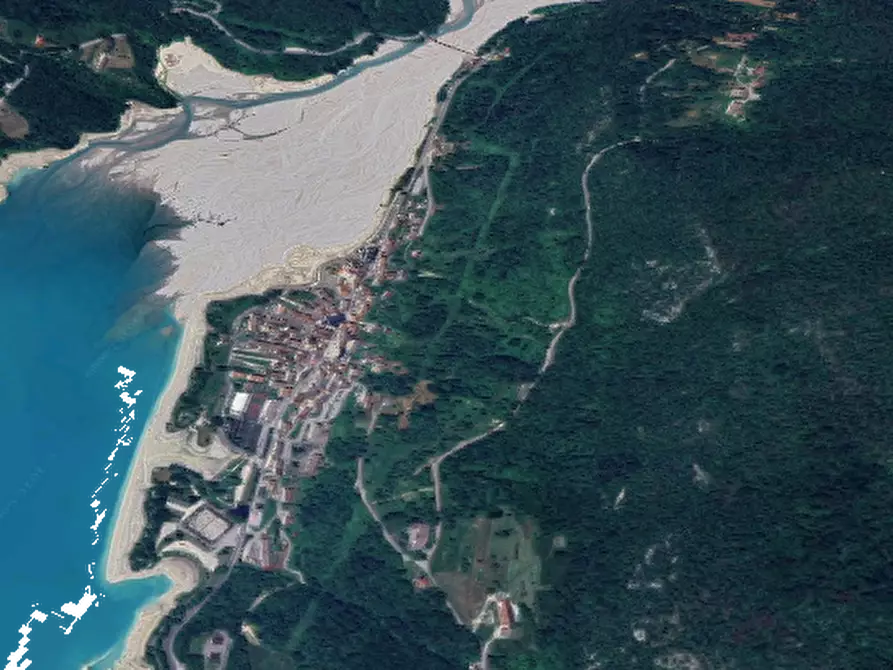 Immagine 15 di Appartamento in vendita  in Via Piazzetta Cesare Battisti a Barcis