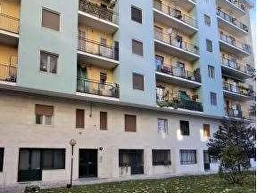 Immagine 1 di Appartamento in vendita  in Via Monti Sabini a Milano