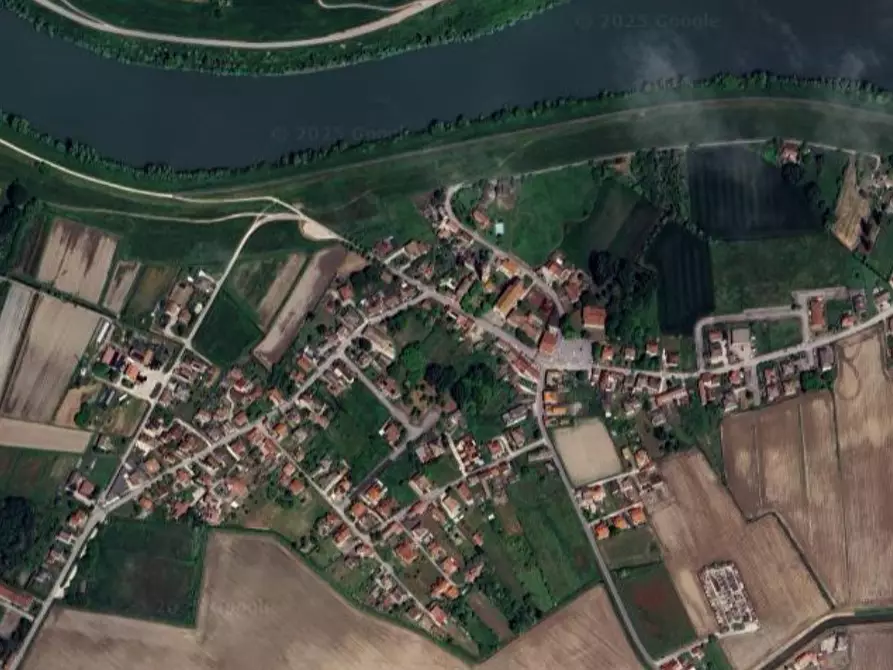 Immagine 12 di Negozio in vendita  in Via Balbi Vallier a Rovigo