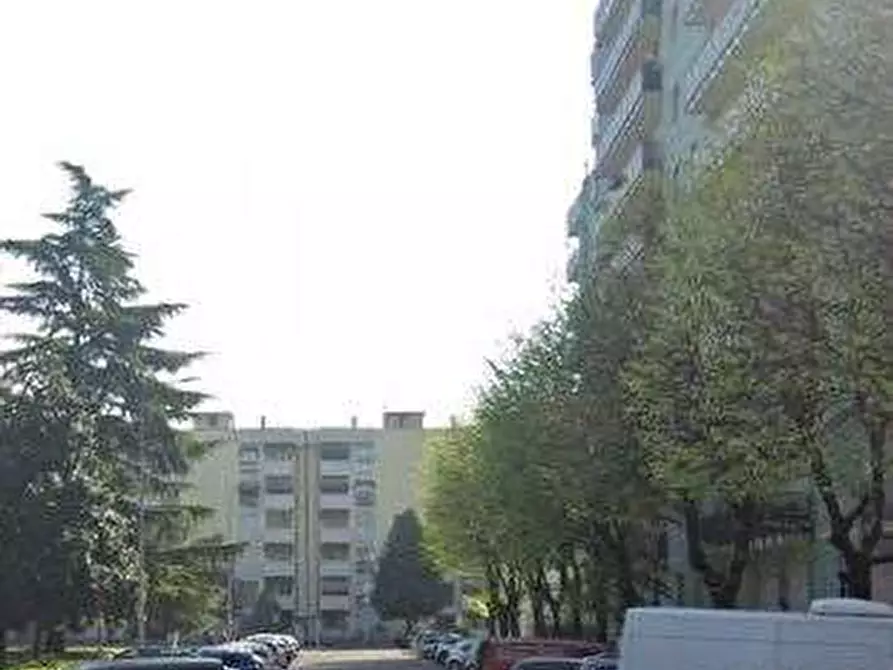 Immagine 9 di Appartamento in vendita  in Via F. Cilea a Pioltello