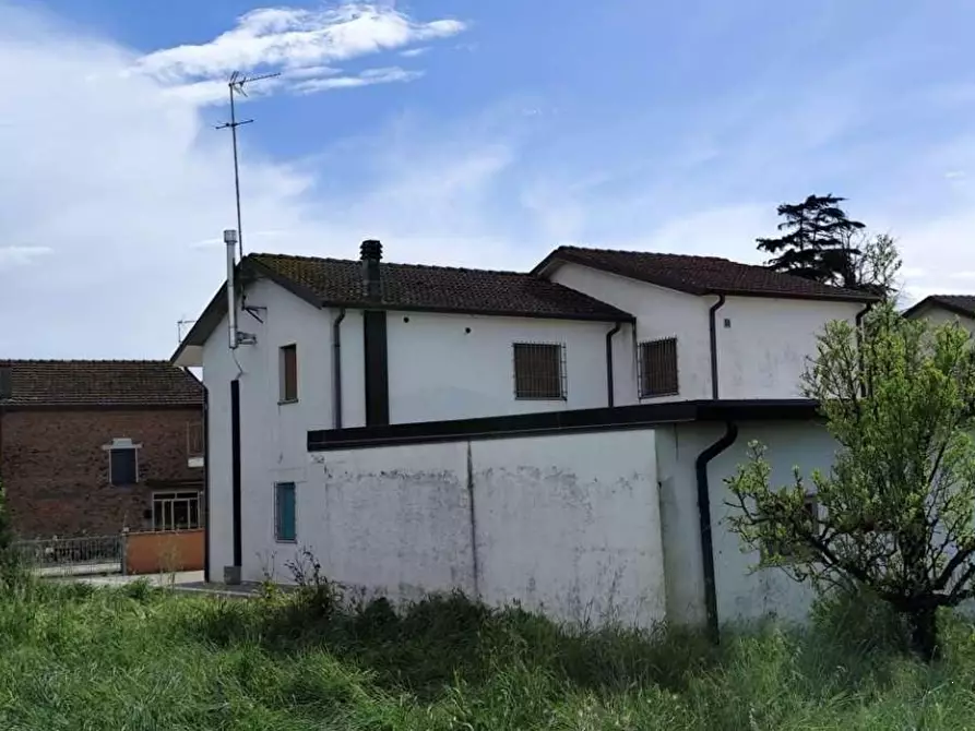 Immagine 5 di Porzione di villa in vendita  in Strada Bonaglia a Jolanda Di Savoia