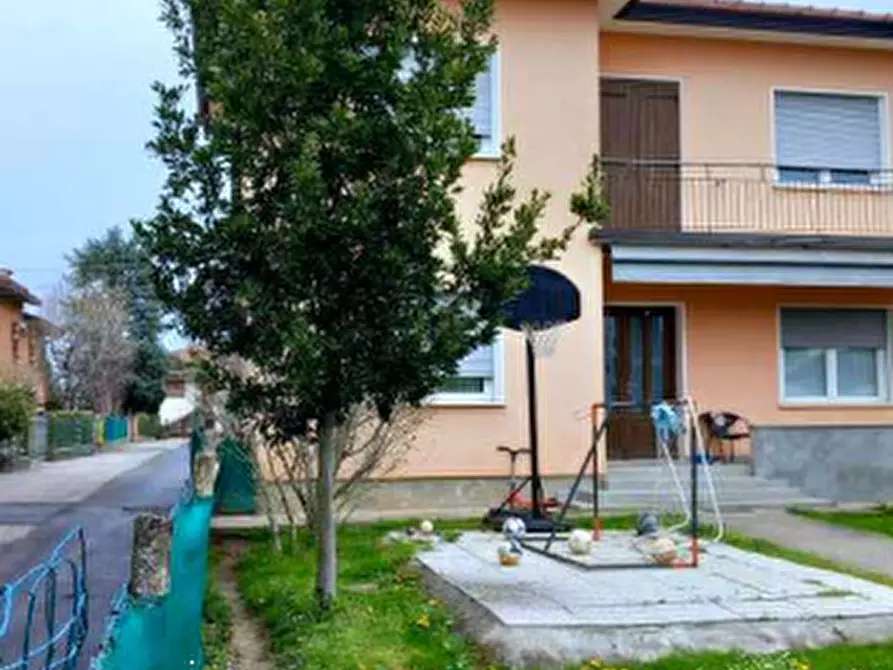 Immagine 3 di Casa indipendente in vendita  in Via Pezzut a Azzano Decimo