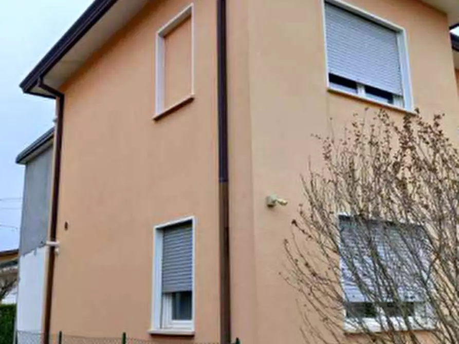 Immagine 5 di Casa indipendente in vendita  in Via Pezzut a Azzano Decimo