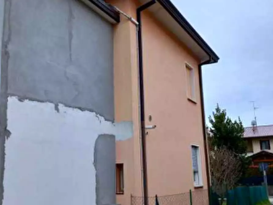 Immagine 8 di Casa indipendente in vendita  in Via Pezzut a Azzano Decimo