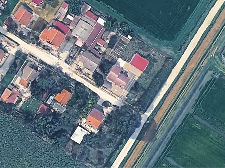 Immagine 12 di Porzione di villa in vendita  in Strada Bonaglia a Jolanda Di Savoia