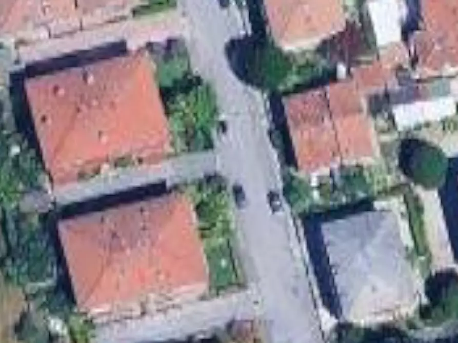 Immagine 9 di Appartamento in vendita  in Via Walter Magri a Ferrara