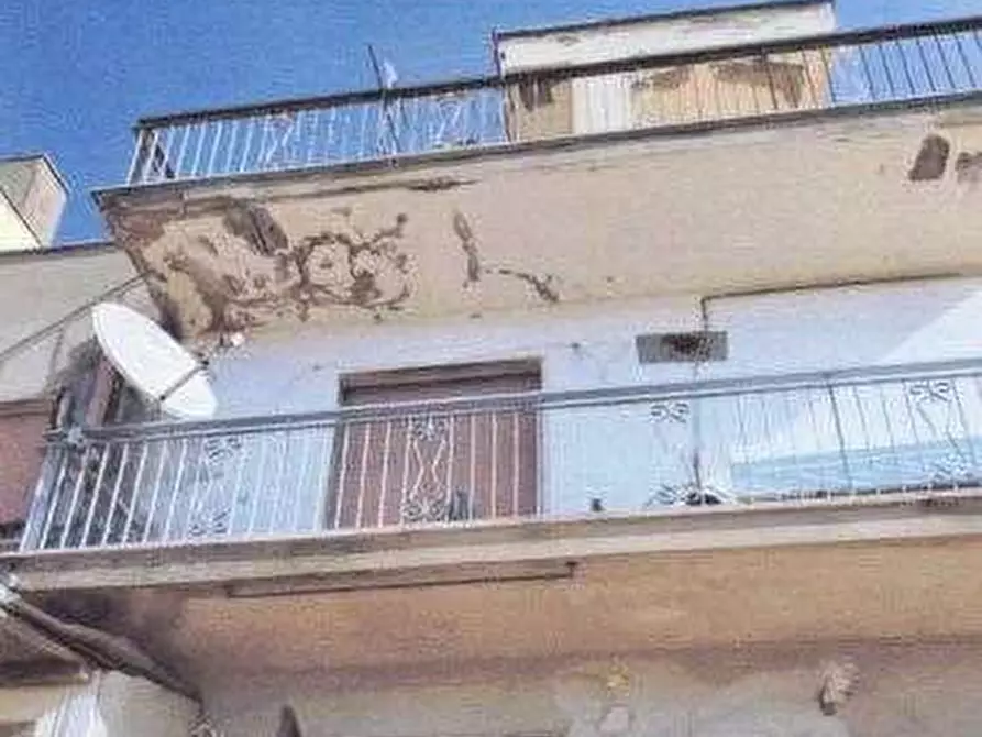 Immagine 2 di Appartamento in vendita  in Via Ripi a Nettuno