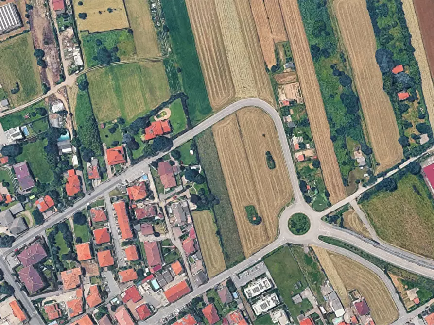 Immagine 10 di Villa in vendita  in Via Dante a Grezzago