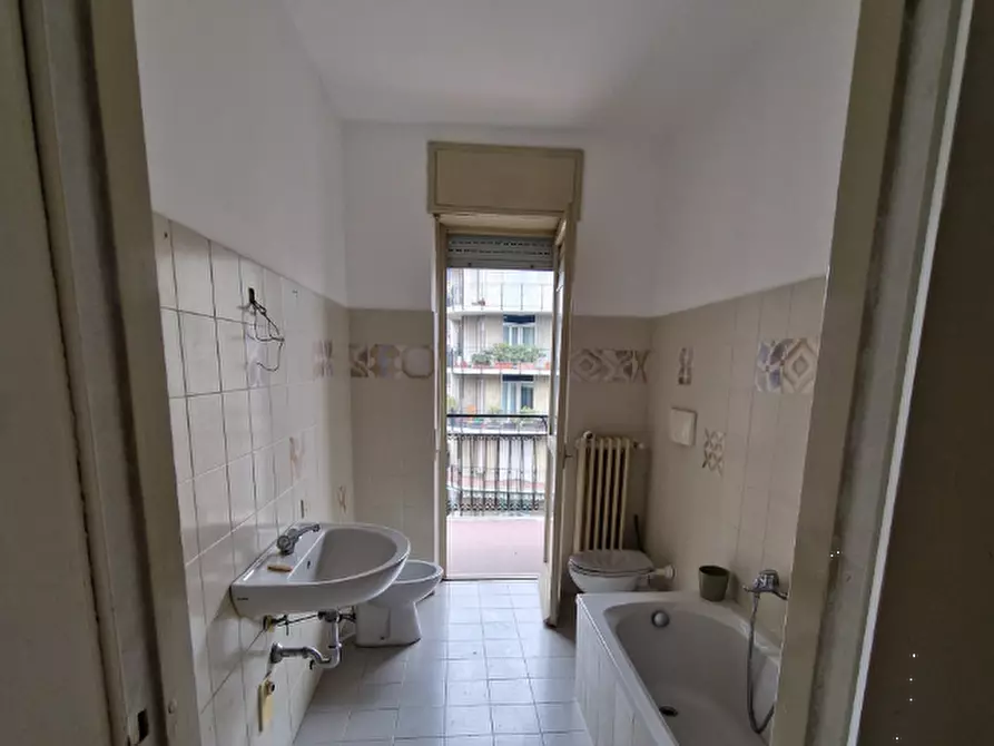 Immagine 16 di Appartamento in vendita  in Via Giuseppe Mazzini a Bergamo