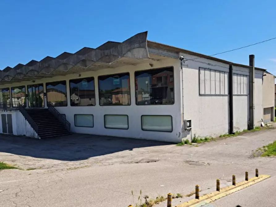 Immagine 1 di Capannone industriale in vendita  in Via Trieste a Ceregnano
