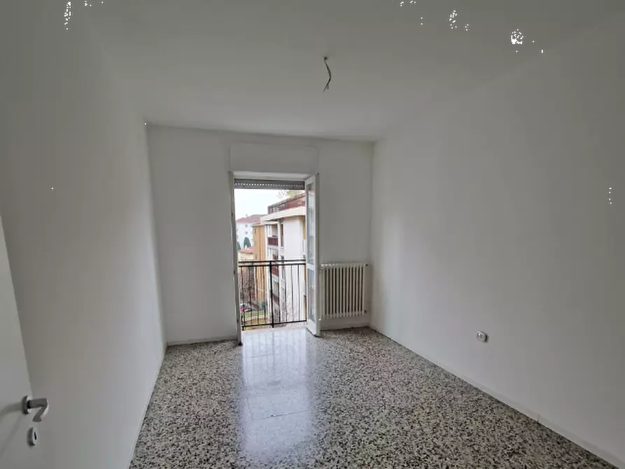 Immagine 3 di Appartamento in vendita  in Via Giuseppe Mazzini a Bergamo