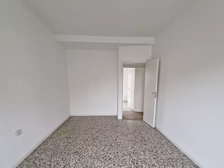 Immagine 4 di Appartamento in vendita  in Via Giuseppe Mazzini a Bergamo