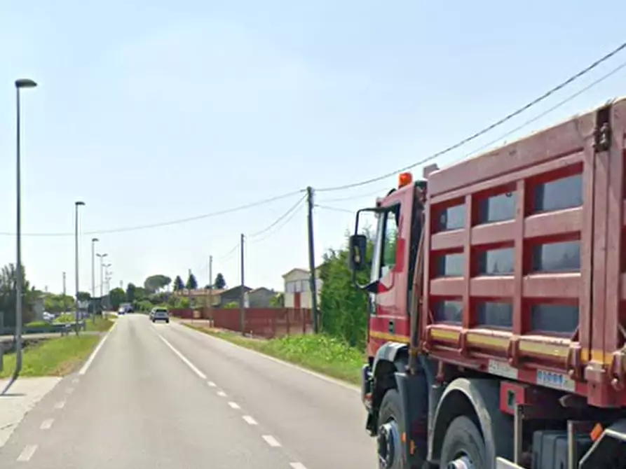 Immagine 4 di Capannone industriale in vendita  in Via Trieste a Ceregnano