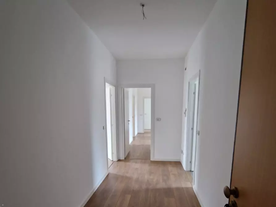 Immagine 9 di Appartamento in vendita  in Via Giuseppe Mazzini a Bergamo