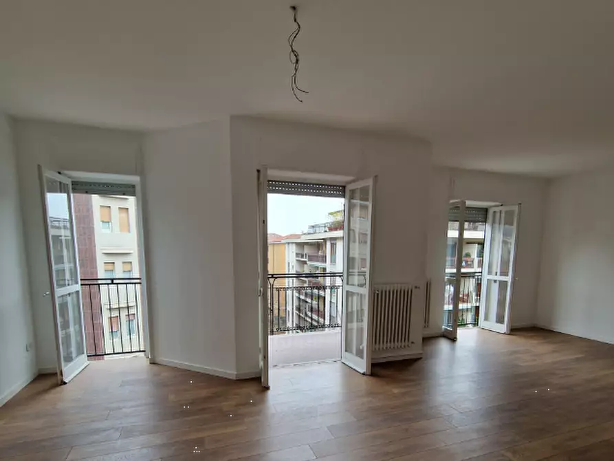 Immagine 12 di Appartamento in vendita  in Via Giuseppe Mazzini a Bergamo