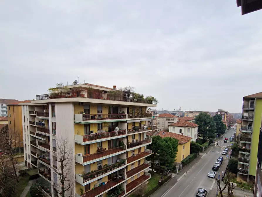 Immagine 15 di Appartamento in vendita  in Via Giuseppe Mazzini a Bergamo