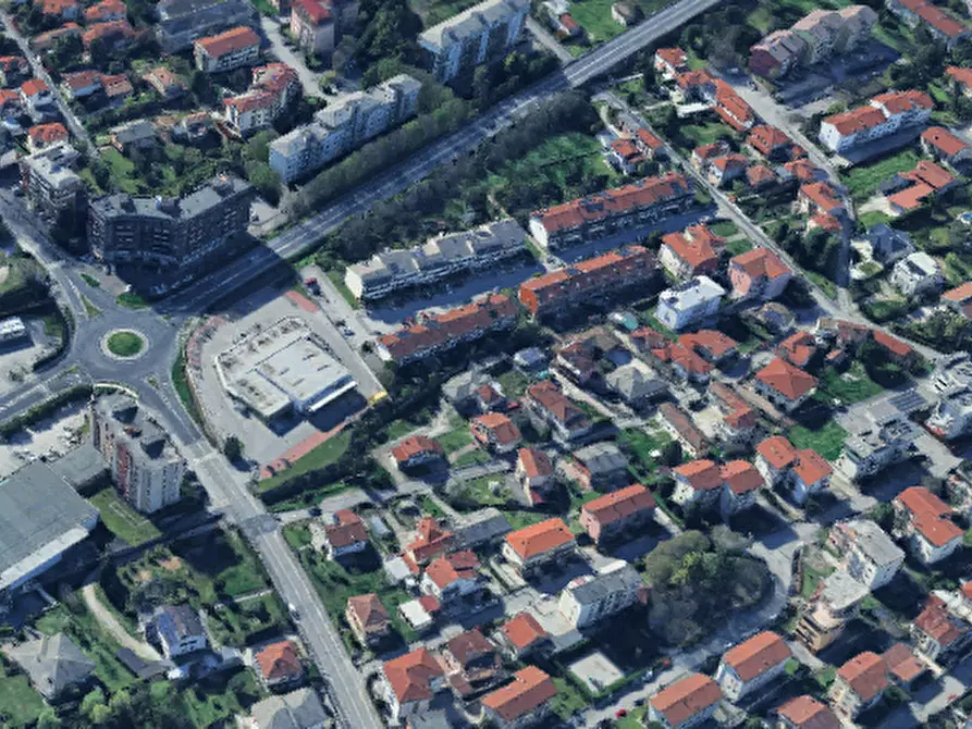 Immagine 30 di Appartamento in vendita  in Via Pietro Maroncelli a Pordenone