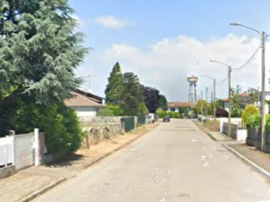 Immagine 10 di Porzione di villa in vendita  in Viale Francia a Palestro