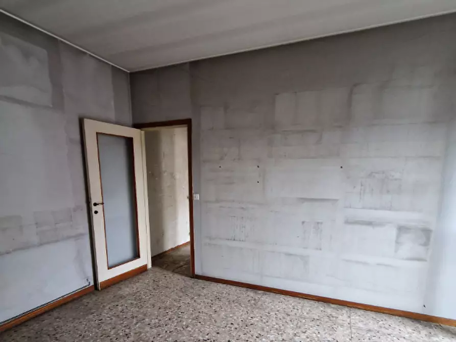 Immagine 2 di Appartamento in vendita  in Via Giuseppe Mazzini a Bergamo