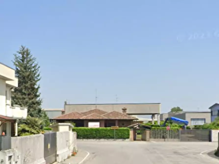 Immagine 5 di Laboratorio in vendita  in Via dell' Industria a Pizzighettone