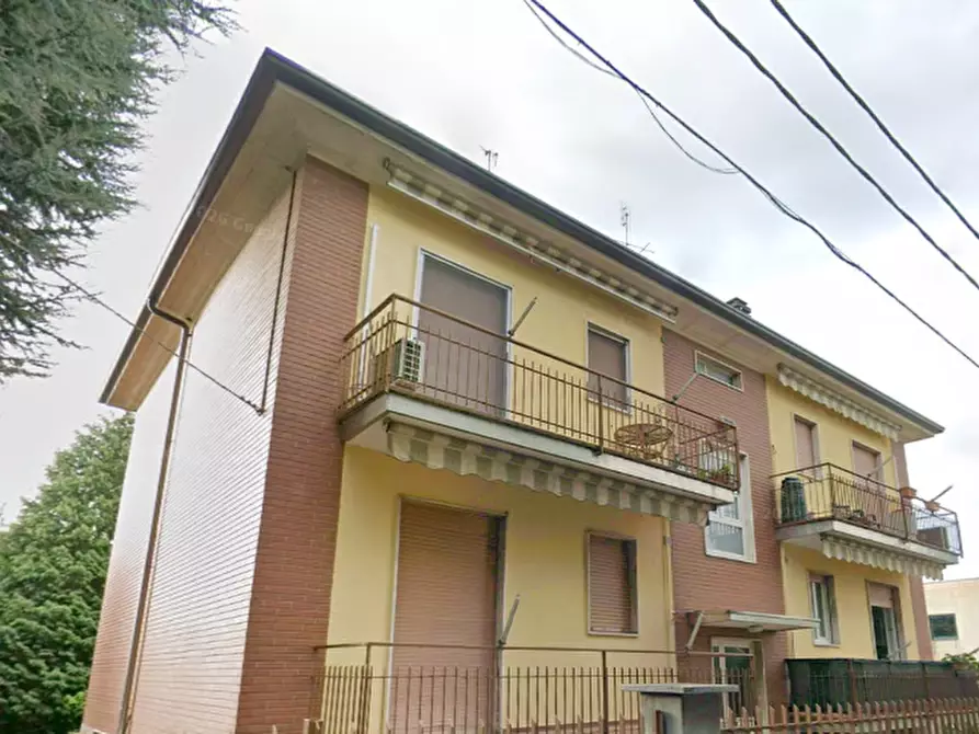 Immagine 2 di Appartamento in vendita  in Via Cesare Cantu a Busto Arsizio