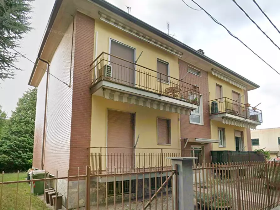 Immagine 11 di Appartamento in vendita  in Via Cesare Cantu a Busto Arsizio