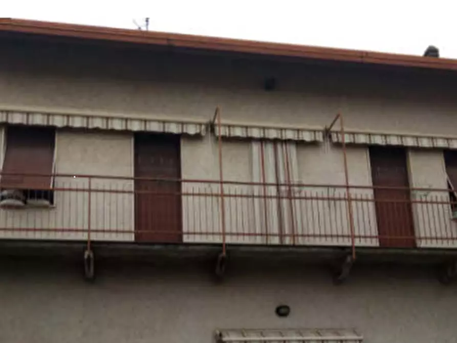 Immagine 2 di Porzione di casa in vendita  in Via Vicinale del Ponte a Busto Arsizio