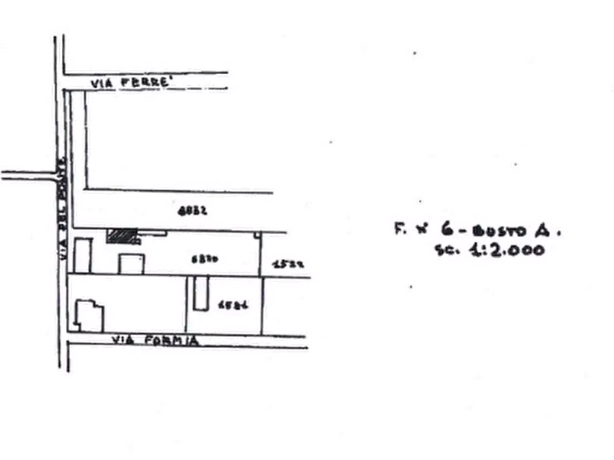 Immagine 15 di Porzione di casa in vendita  in Via Vicinale del Ponte a Busto Arsizio