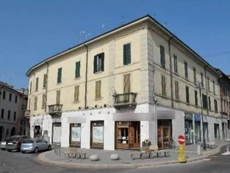 Immagine 1 di Appartamento in vendita  in Via Giuseppe Verdi a Cassano D'adda