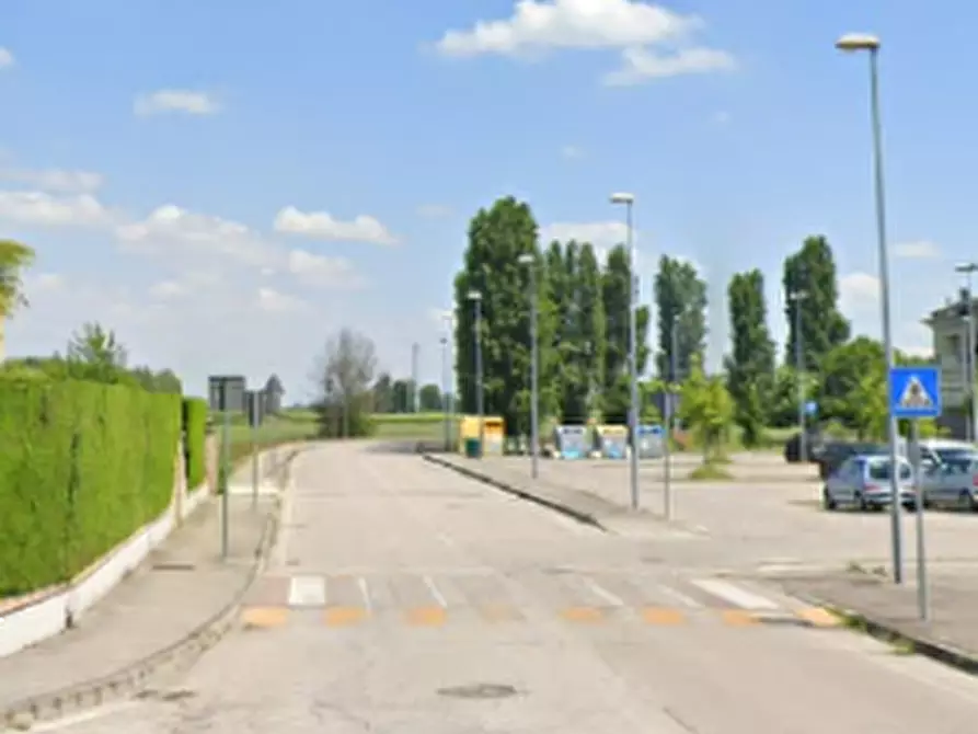 Immagine 5 di Garage in vendita  in Quartiere della Fornace a Conselve