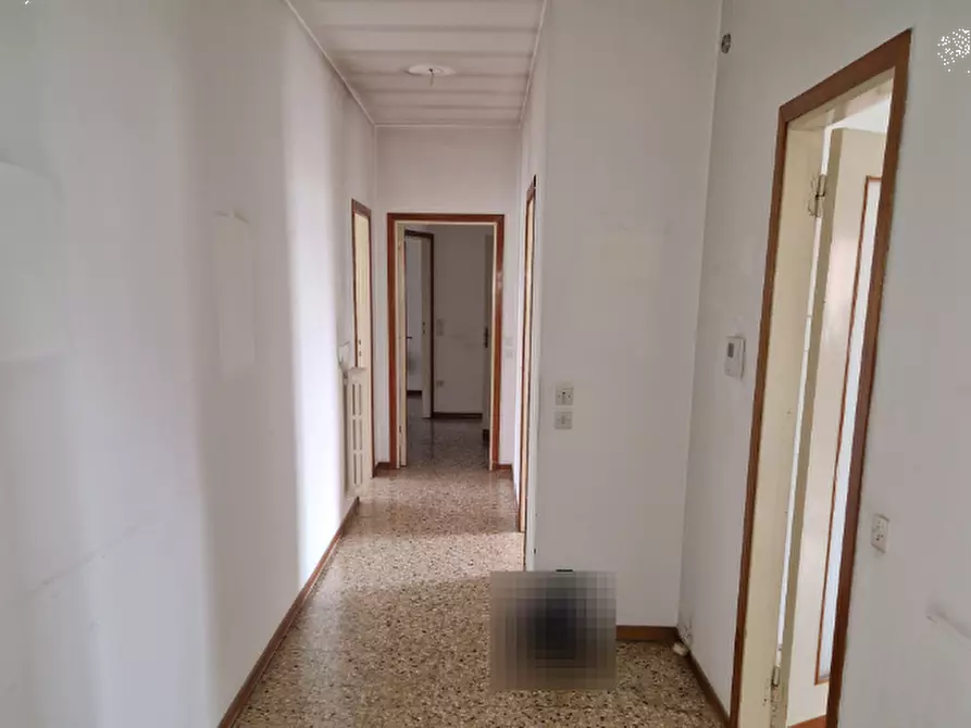 Immagine 3 di Appartamento in vendita  in Via Giuseppe Mazzini a Bergamo