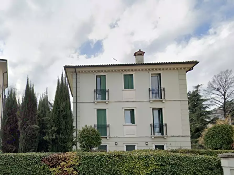 Immagine 2 di Appartamento in vendita  in Viale Dante Alighieri a Vicenza