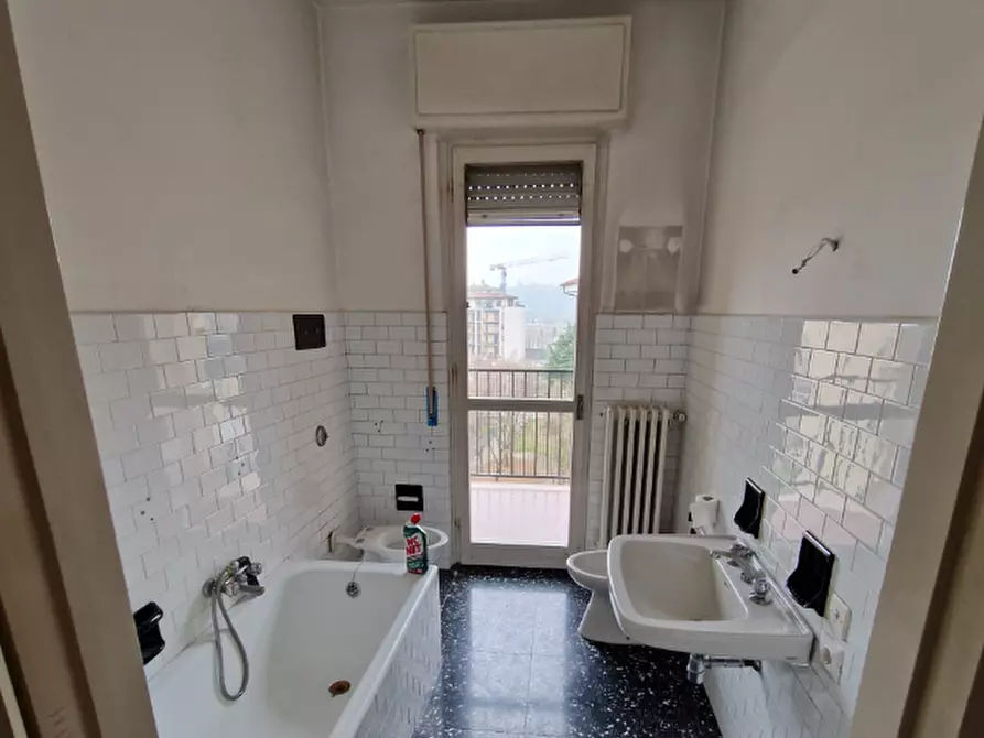 Immagine 8 di Appartamento in vendita  in Via Giuseppe Mazzini a Bergamo