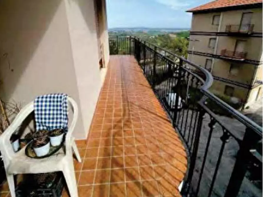 Immagine 5 di Appartamento in vendita  in Via Marco Polo a Monte Urano