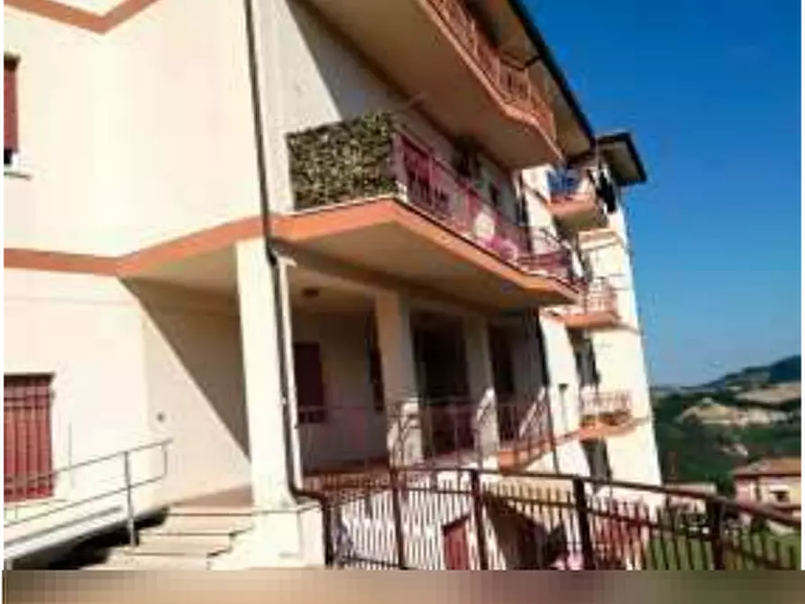 Immagine 2 di Appartamento in vendita  in Via Borgo XX Settembre a Montappone
