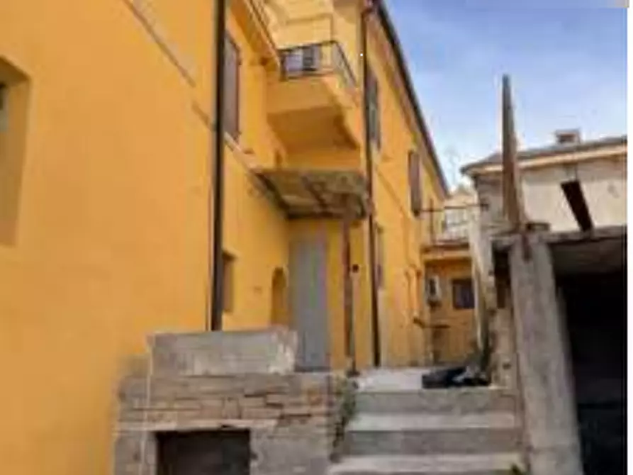 Immagine 3 di Negozio in vendita  in Borgo XX Settembre a Montappone