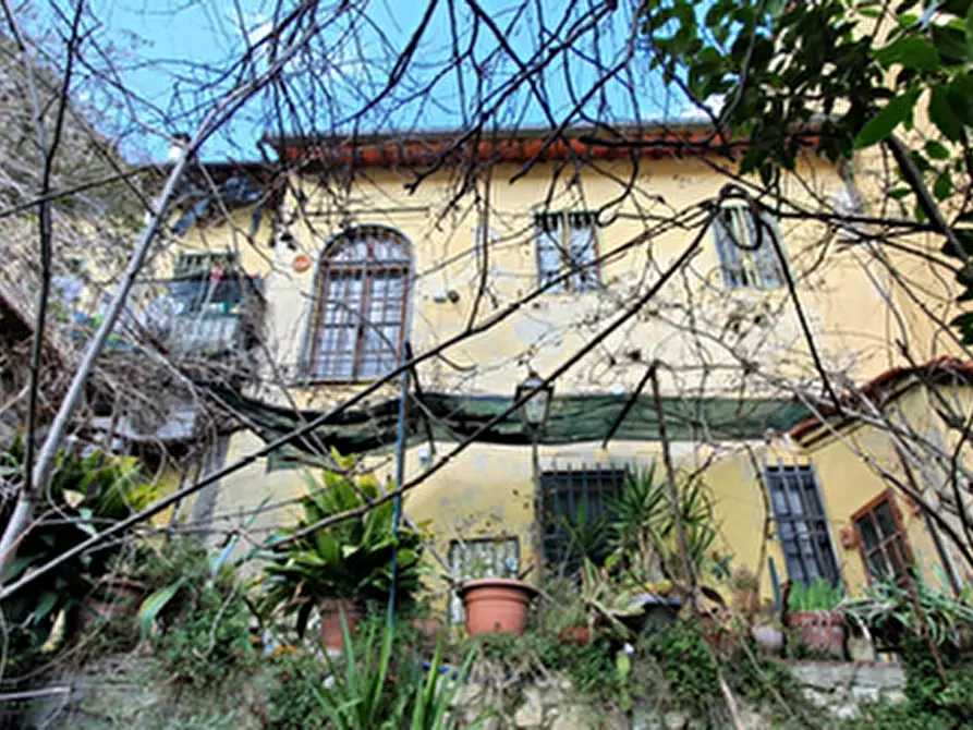 Immagine 4 di Appartamento in vendita  in Via Aretina a Fiesole