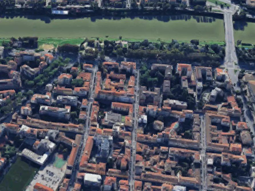 Immagine 10 di Garage in vendita  in Via dell'Orcagna a Firenze