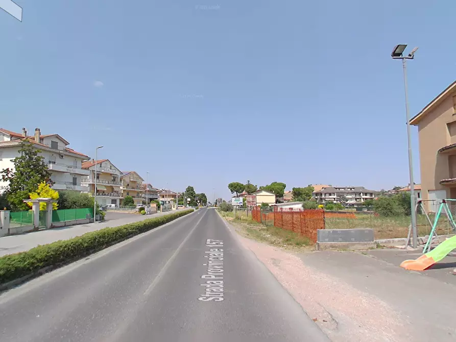 Immagine 5 di Negozio in vendita  in Viale Trieste  a Ponzano Di Fermo