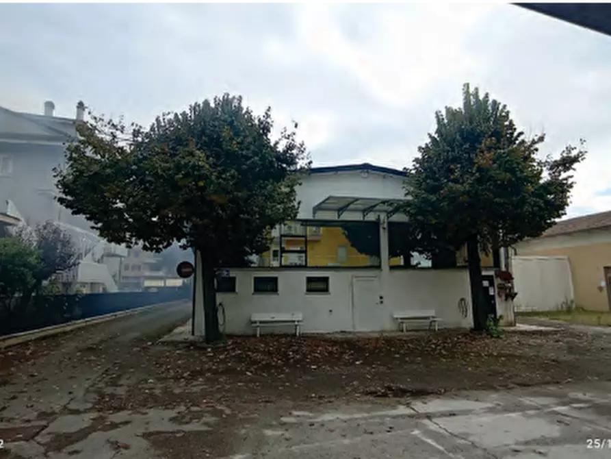 Immagine 4 di Appartamento in vendita  in Viale Trieste  a Ponzano Di Fermo