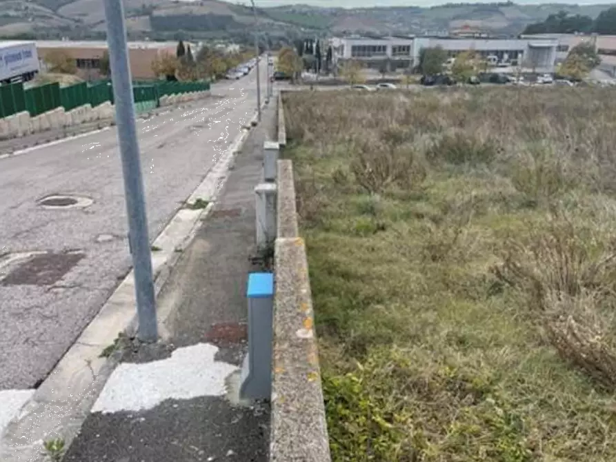 Immagine 8 di Terreno edificabile in vendita  in Via Enrico Mattei a Monte Urano