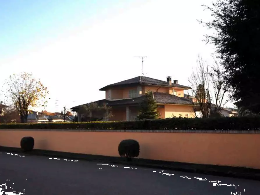 Immagine 1 di Villa in vendita  in Via Pescara  a Piacenza