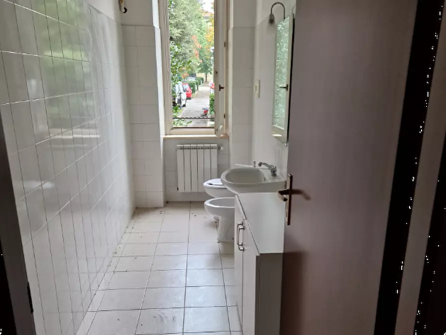 Immagine 2 di Ufficio in vendita  in Via IV Novembre a Bergamo