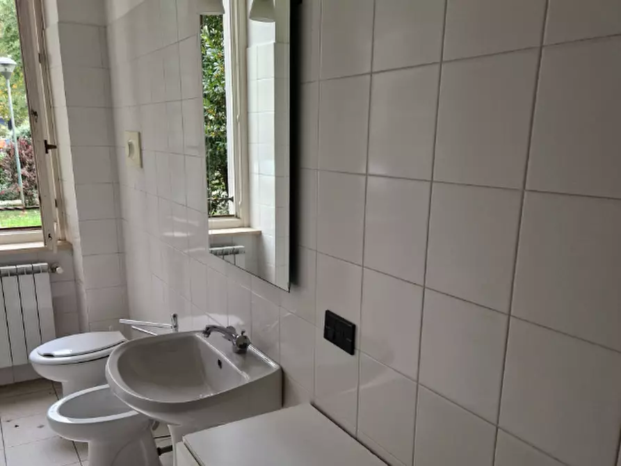 Immagine 3 di Ufficio in vendita  in Via IV Novembre a Bergamo