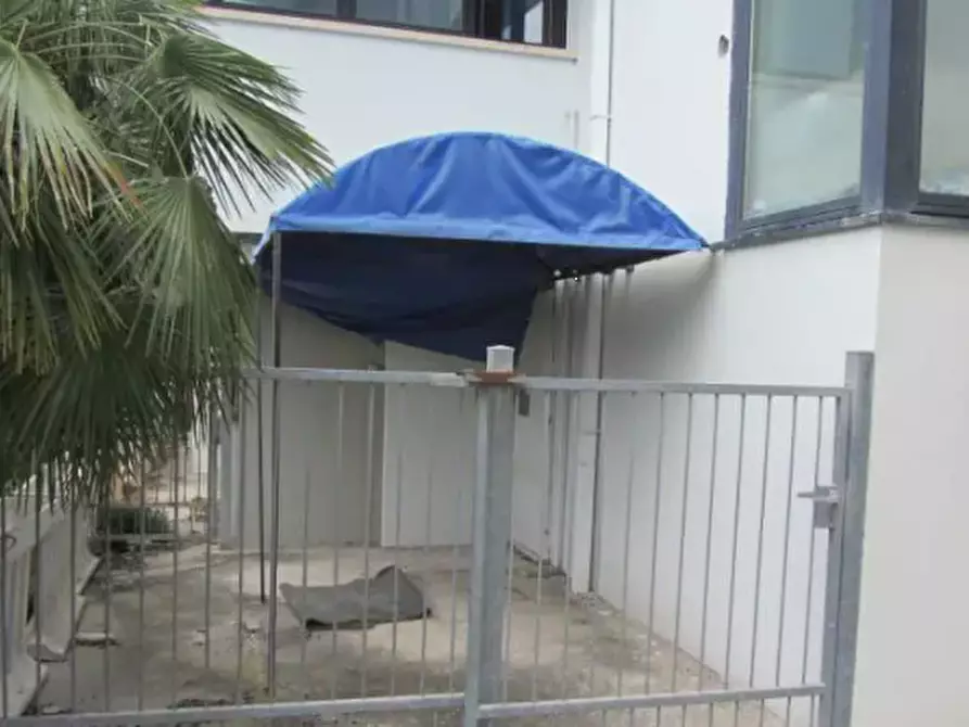 Immagine 8 di Capannone industriale in vendita  in Viale Alcide De Gasperi a Fano