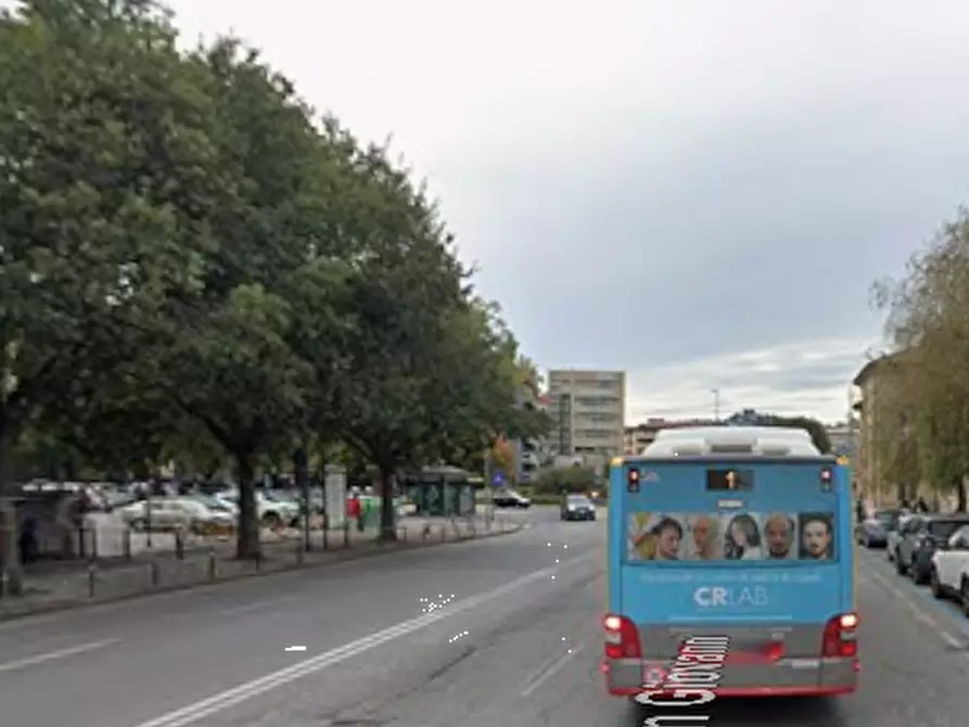 Immagine 5 di Negozio in vendita  in Via Don Bosco a Bergamo