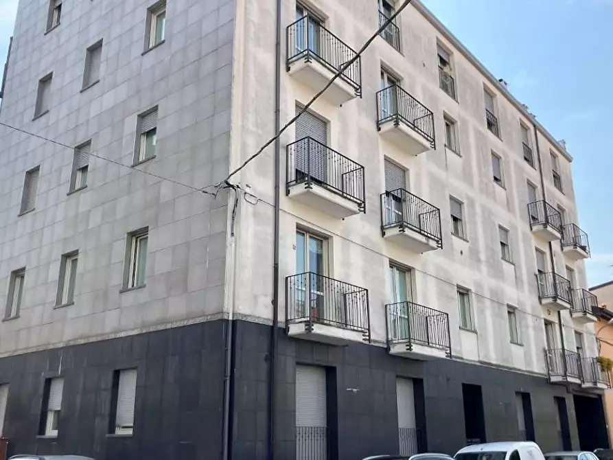Immagine 1 di Garage in vendita  in Via Nazario Sauro a Lissone