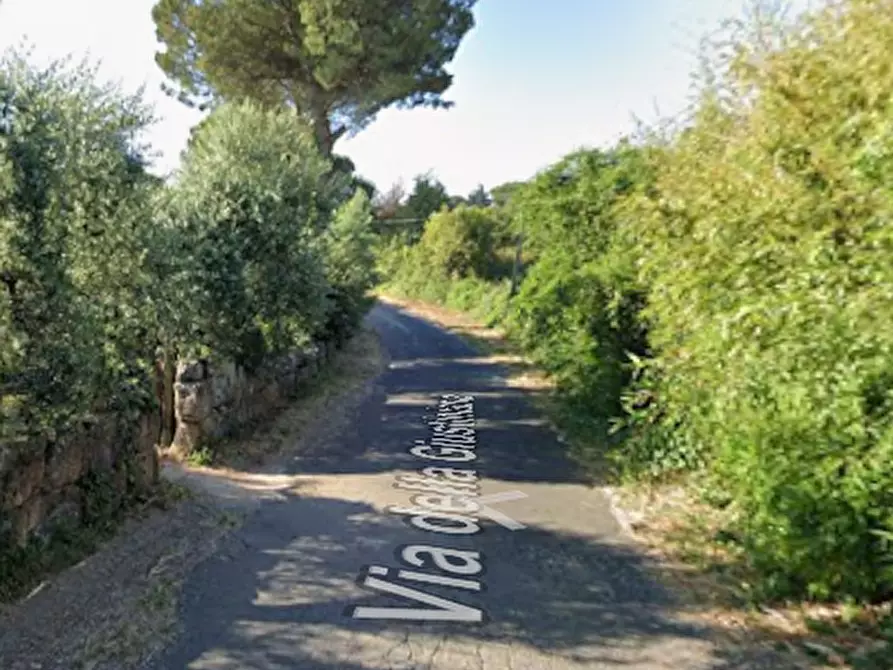 Immagine 18 di Villetta a schiera in vendita  in Via della Giustiniana a Roma