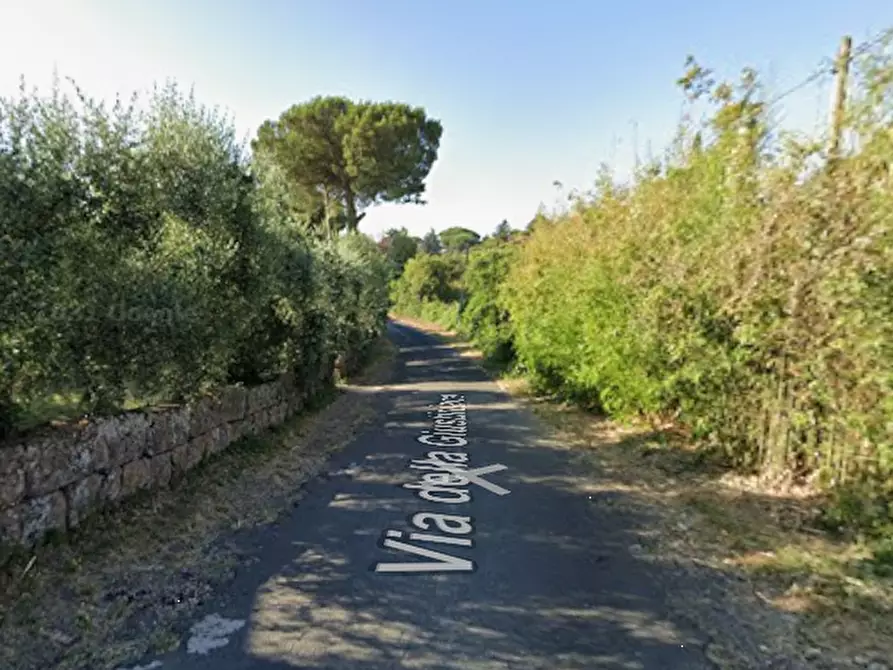 Immagine 5 di Villetta a schiera in vendita  in Via della Giustiniana a Roma