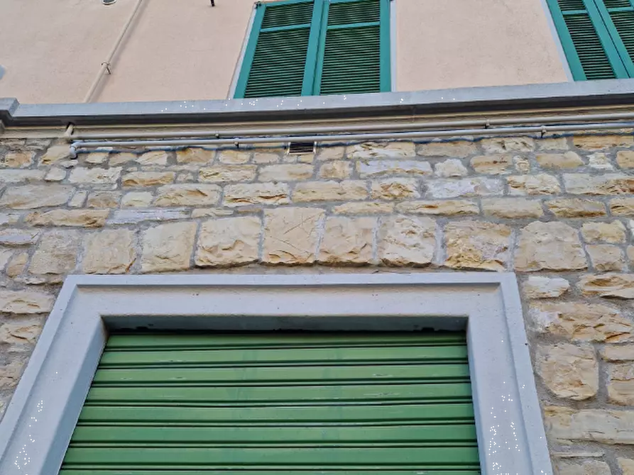 Immagine 1 di Negozio in vendita  in Via Giovanni Carnovali a Bergamo